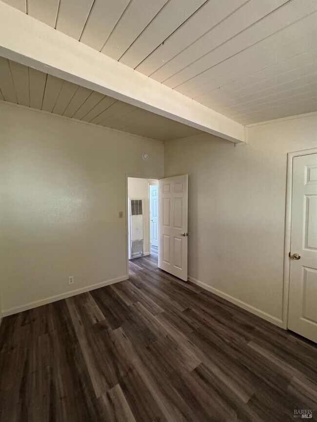 Foto del edificio - 313 Corkwood St