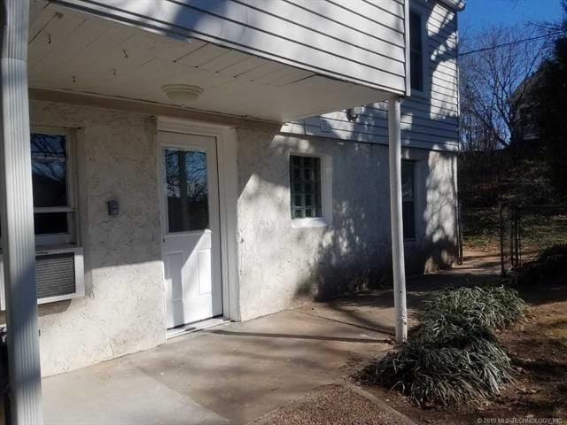 Primary Photo - Stunning Remodeled 2 bed 1 bath duplex loc...