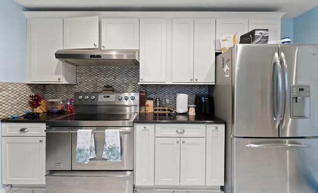 Foto del edificio - 1433 Picadilly St