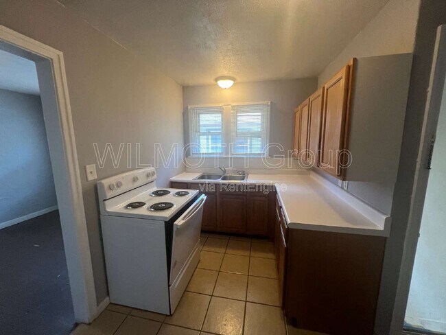 Foto del edificio - 5318 Winthrop Ave