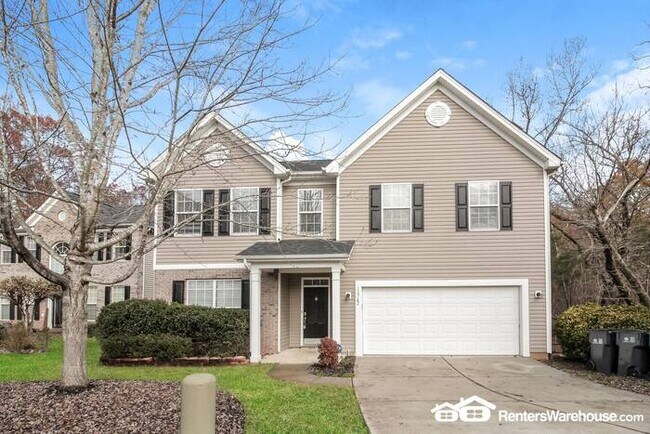 Large 5 Bedroom 3 bath photo'