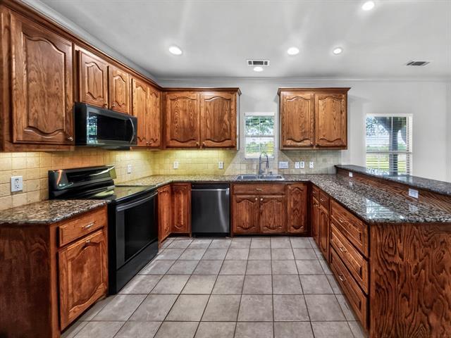 Foto del edificio - 1255 Vineyard Rd