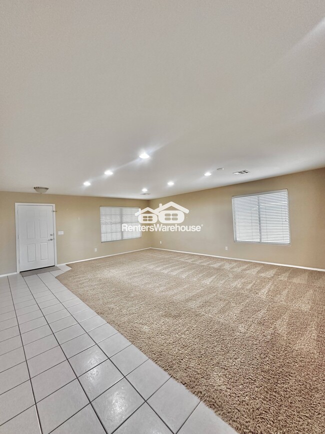 Building Photo - 9017 W Yukon Dr