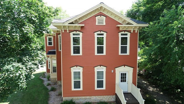 Foto del edificio - 907 W Main St