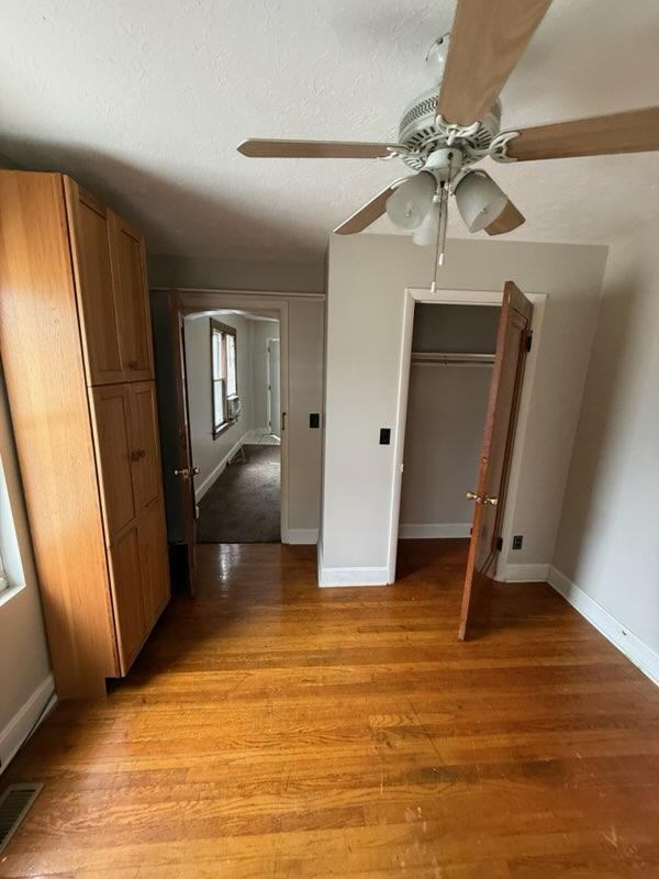 Building Photo - 19 N Rocky River Dr