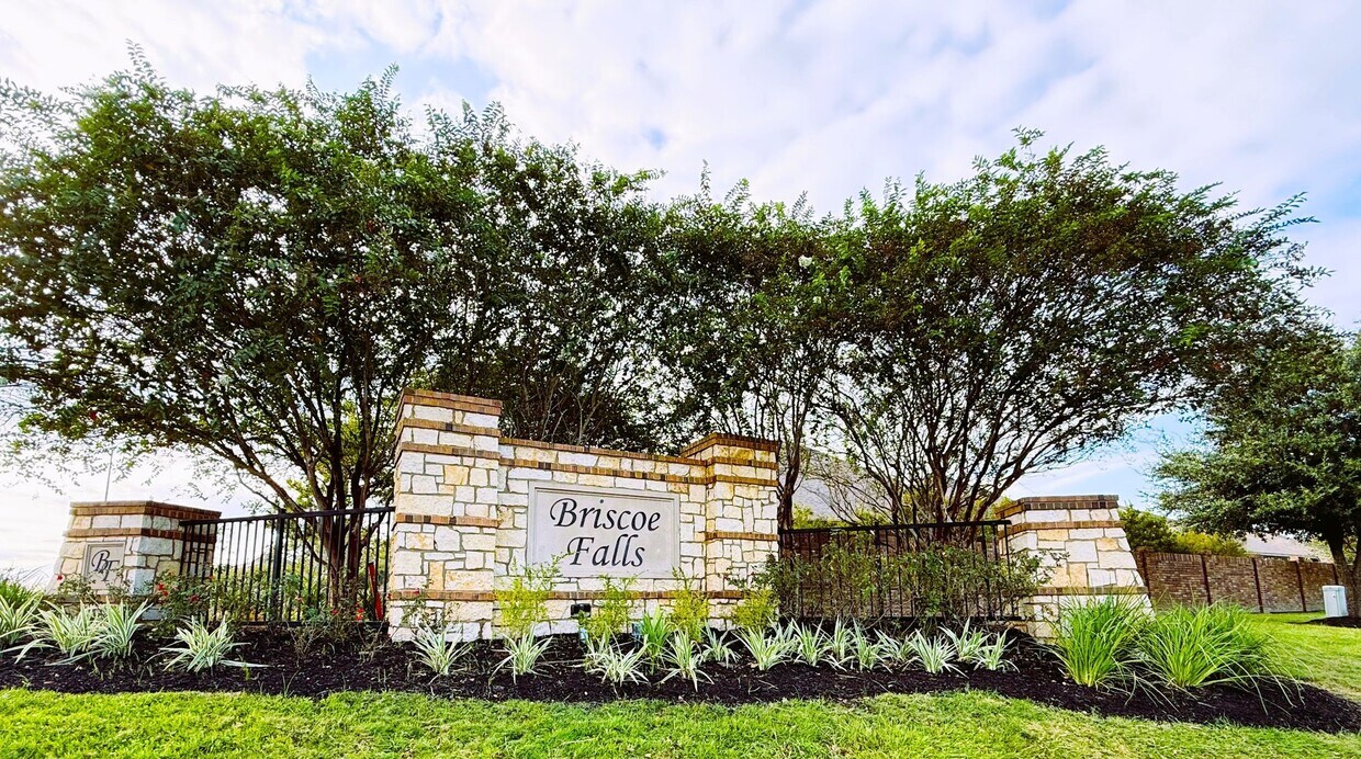 Foto del edificio - 8123 Cheyenne Hills Trail