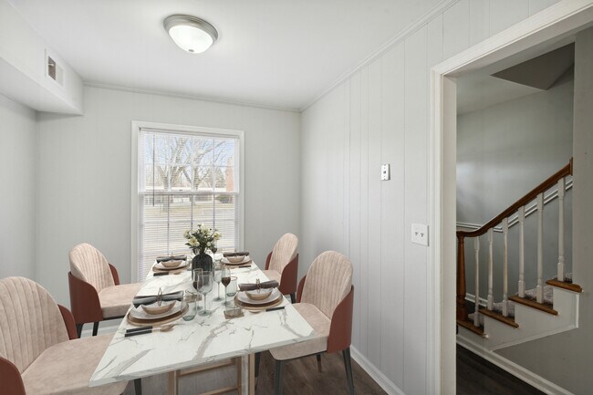 Foto del edificio - Jamestown Apartments & Townhomes