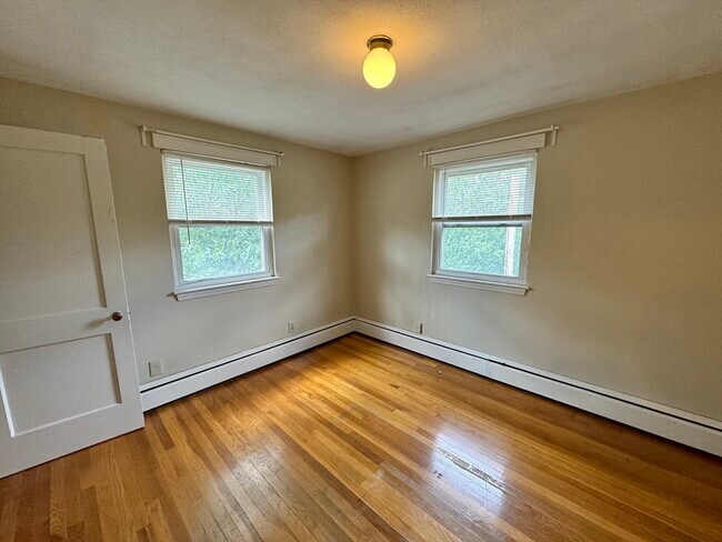 Building Photo - 17 Aldrich Rd