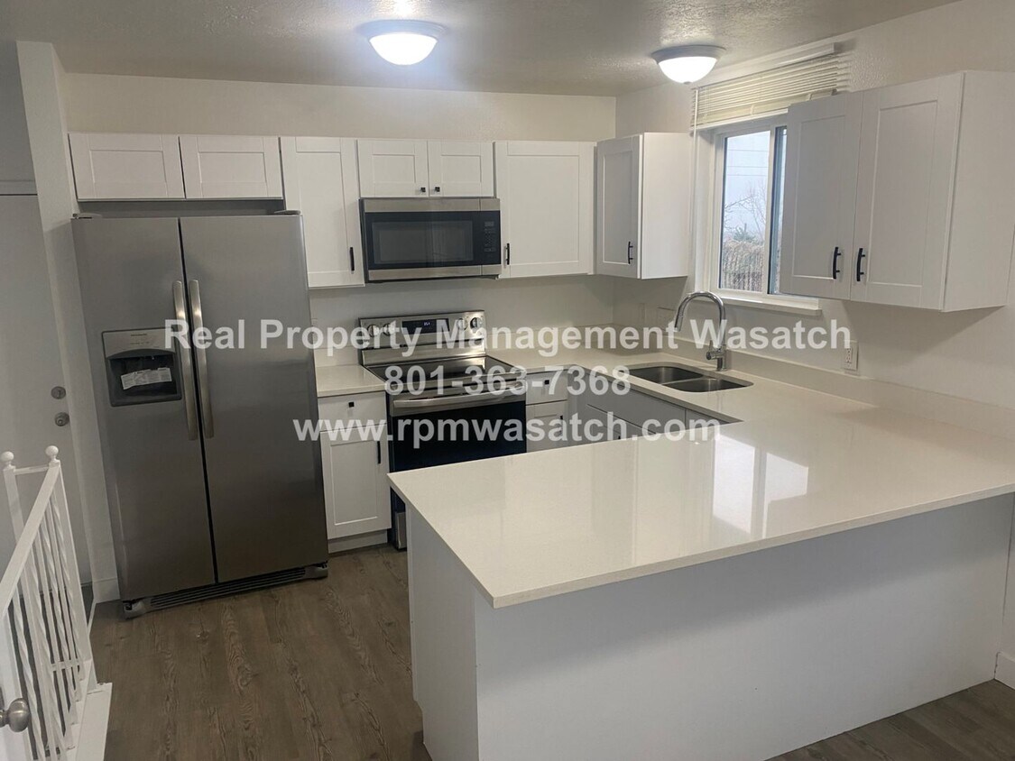 5441 W Red Lodge Cir, Kearns, UT 84118 House Rental in Kearns, UT