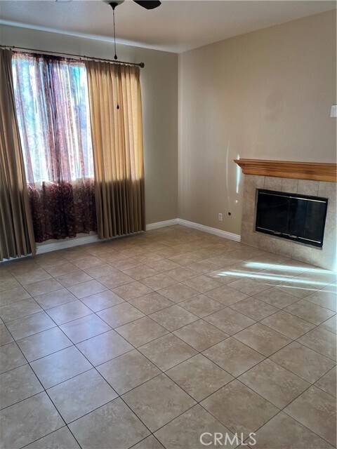 Foto del edificio - 13536 Bunker Hill Pl