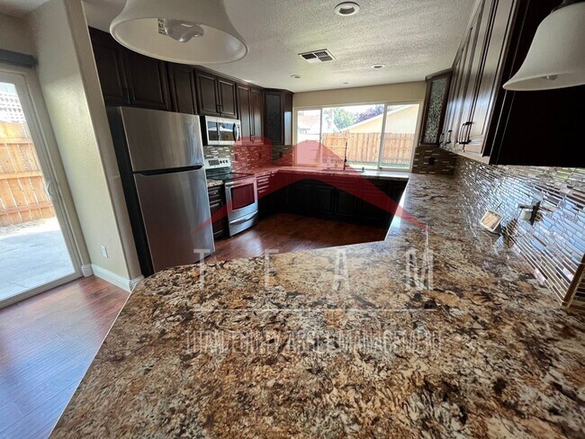 Foto del edificio - 3 br, 2 bath House - 8332 Cranford Way