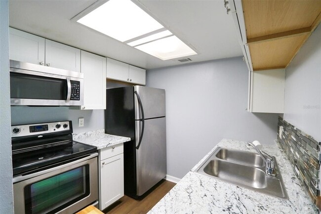 Photo - 1810 E 143rd Ave Apartment