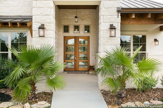 Building Photo - 4 br, 3.5 bath House - 638 Menger Spgs