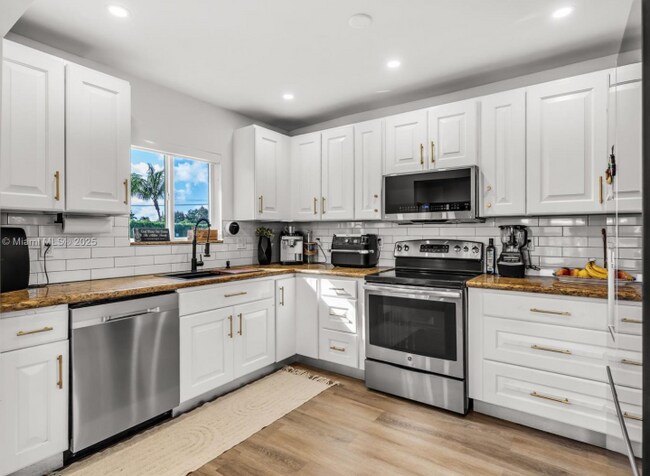 Foto del edificio - 10971 SW 177th St