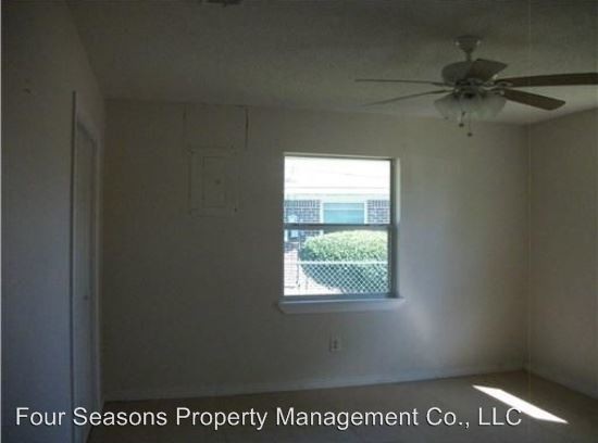 Building Photo - 3 br, 2 bath House - 53 Holly Circle