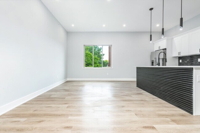 Foto del edificio - Brand New 2 Bedroom Apartment in Modern Bu...