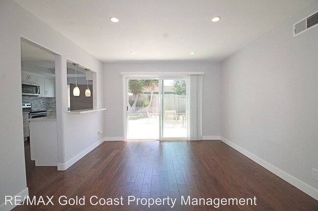 Building Photo - 4 br, 2 bath House - 2420 El Portal Way