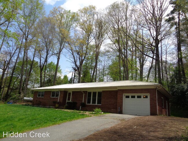 Building Photo - 3 br, 1.5 bath House - 2970 Highway 194 North