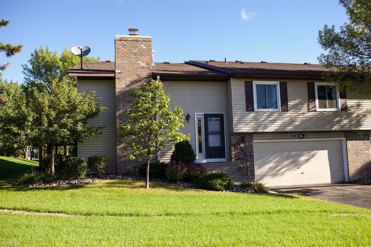 Primary Photo - 3 br, 2 bath Townhome - 10380 Balsam Lane