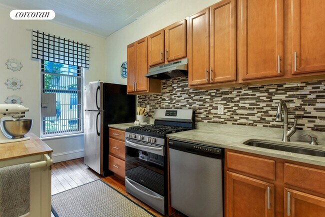 Foto del edificio - 411 3rd St.