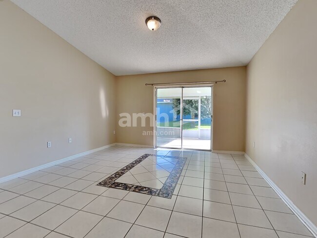 Foto del edificio - 12555 Belmont Lakes Dr