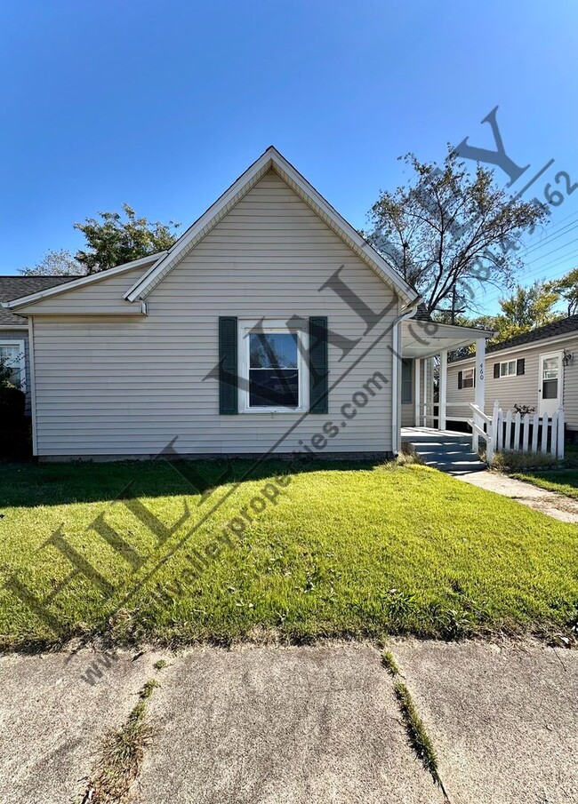 Foto del edificio - Charming Two Bedroom Home