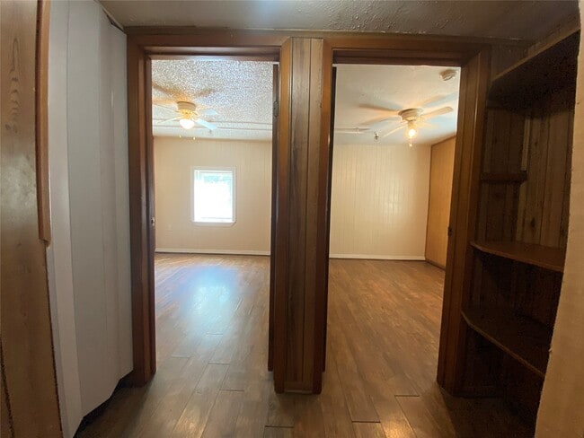 Foto del edificio - 519 10th Ave N
