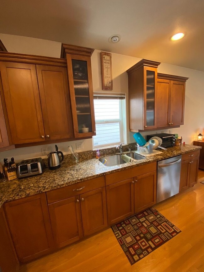 Building Photo - 615 Darby Dr