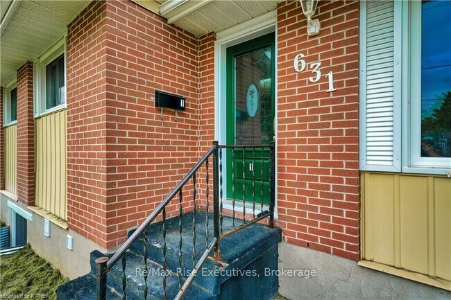 Building Photo - 3-Bed Main Floor | $2599 ALL-INCLUSIVE | 1 Month Rent Free!