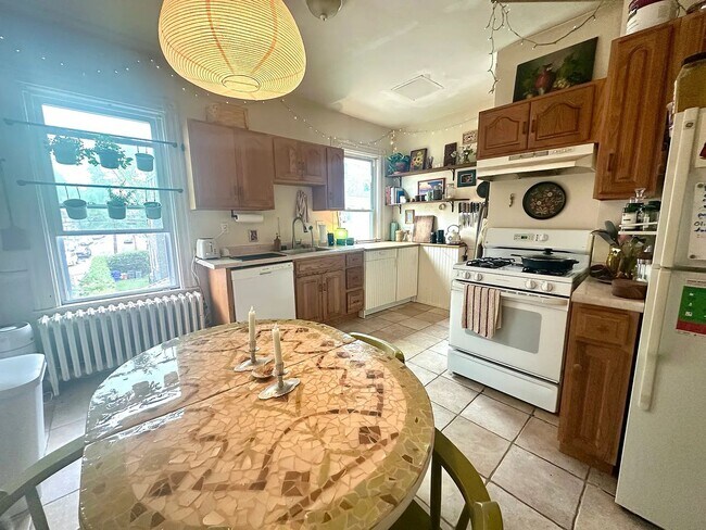 Foto del edificio - 3-bedrooms - 2nd floor - Oak Square BRIGHTON