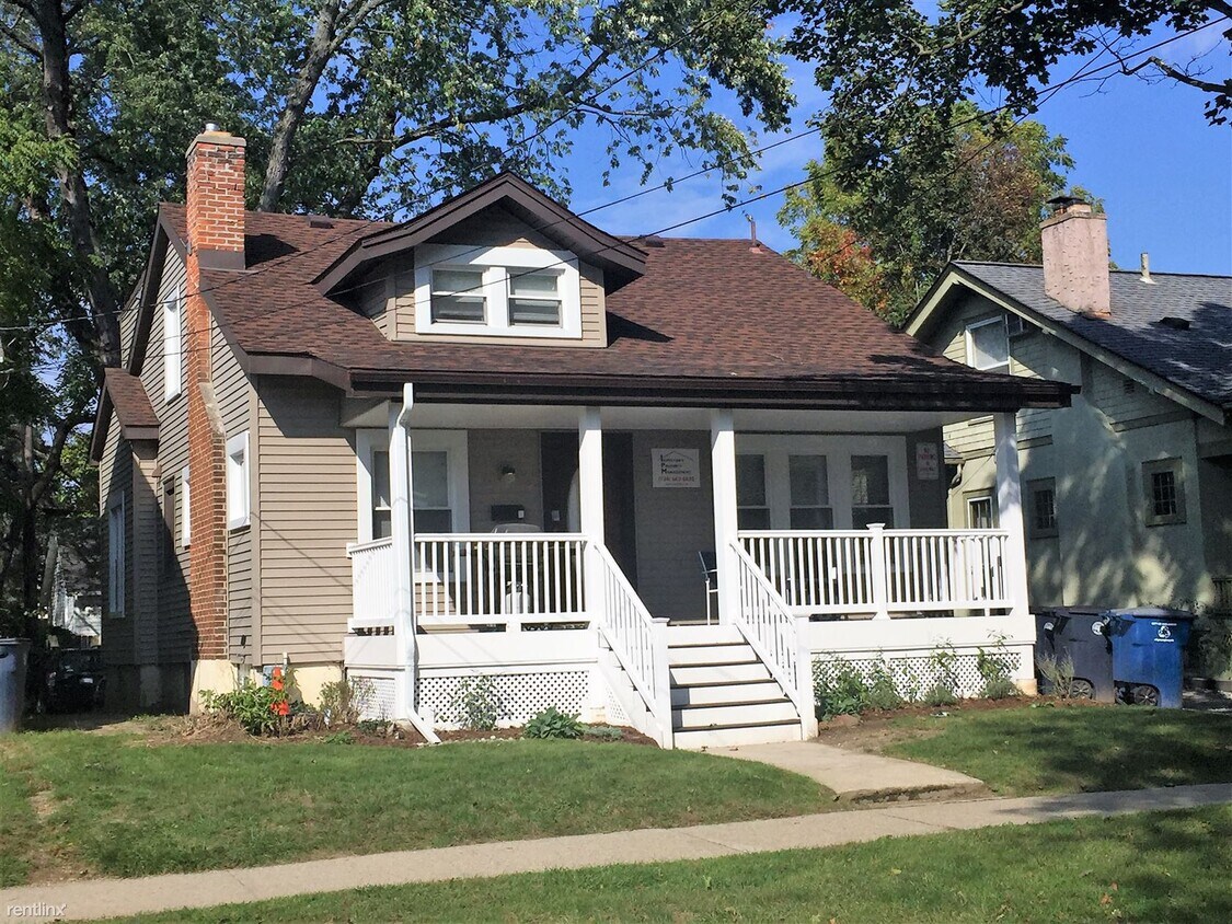 Primary Photo - 6 br, 2 bath House - 909 Dewey Ave 909 Dewey