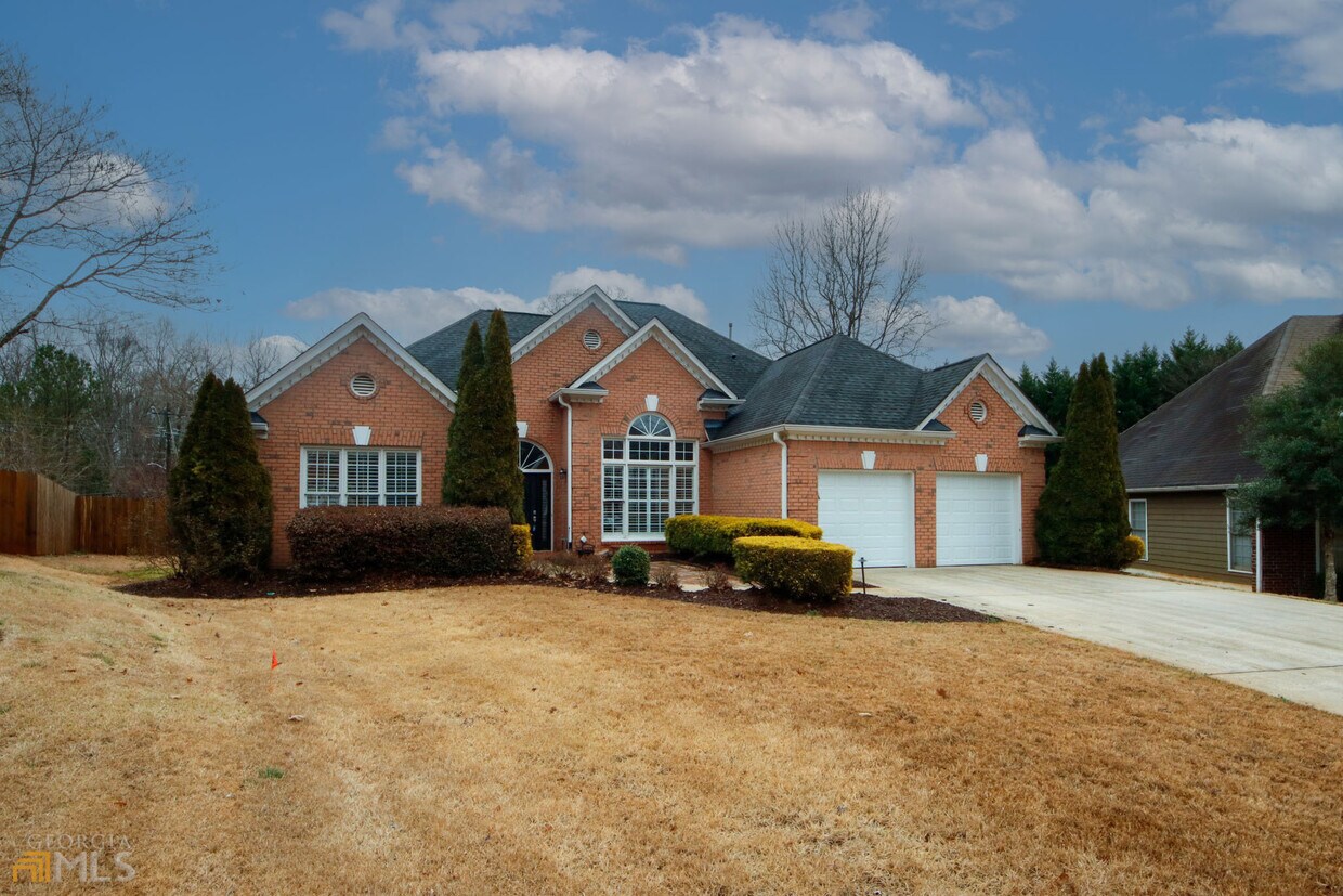 165 Arbor Creek Way, Roswell, GA 30076 House for Rent in Roswell, GA