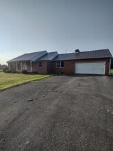 Building Photo - 1304 Theodore Rd