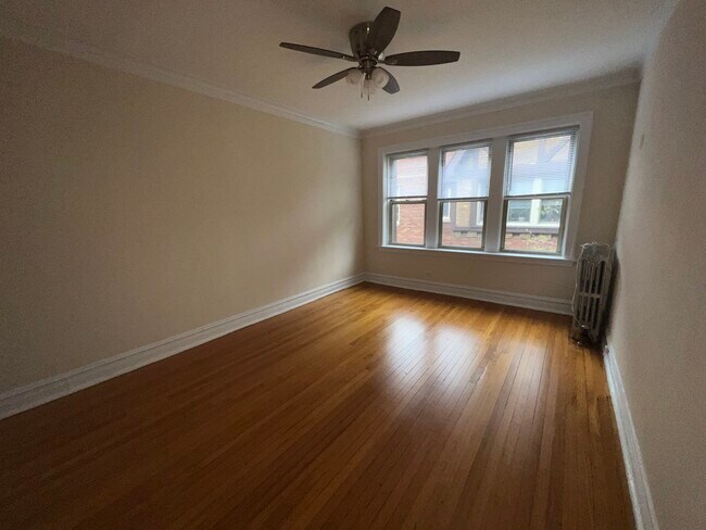 Foto del edificio - 4949 N Whipple St