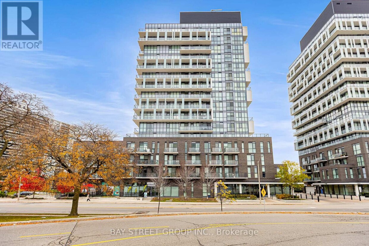 Photo principale - 128 Fairview Mall Dr