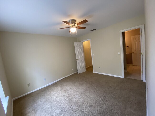 Building Photo - 3962 Gaffney Loop
