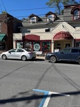 Building Photo - 282 Main St