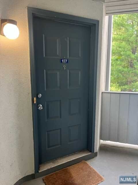 Building Photo - 127 Magnolia Rd