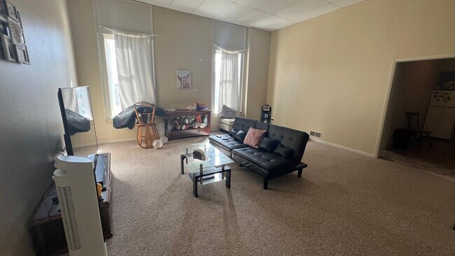 Building Photo - 202 1/2 S Madison - Richmond