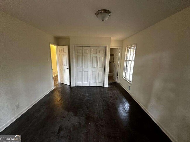 Building Photo - 791 Powers Ferry Rd