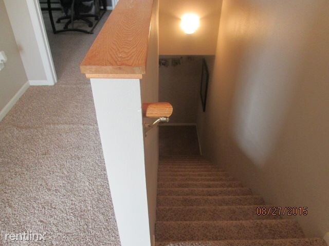 Building Photo - 787 Promenade Ct