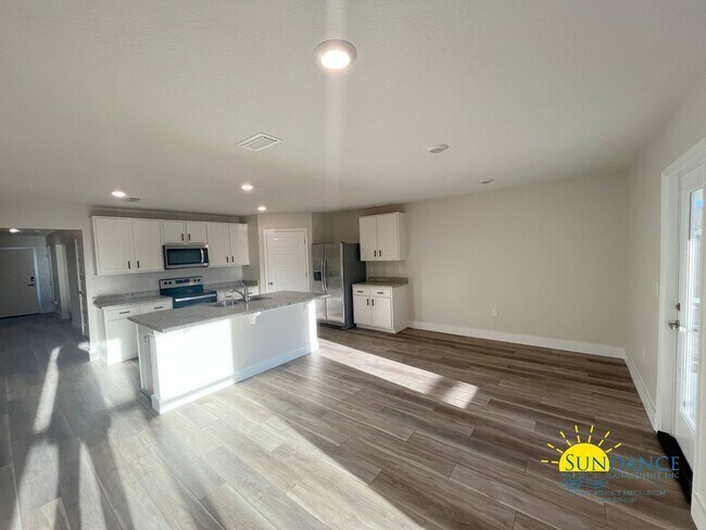 Foto del edificio - Stunning Hammock Bay Home, Call Today!