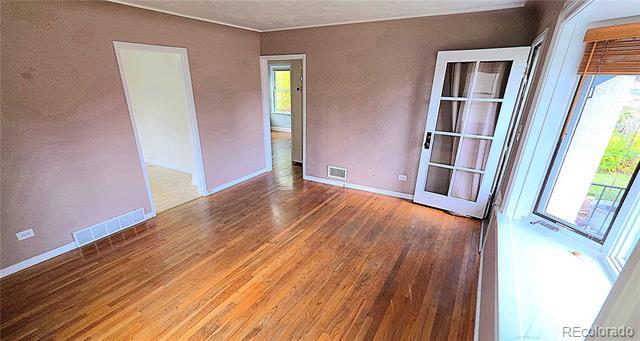 Foto del edificio - 916 Custer Ave