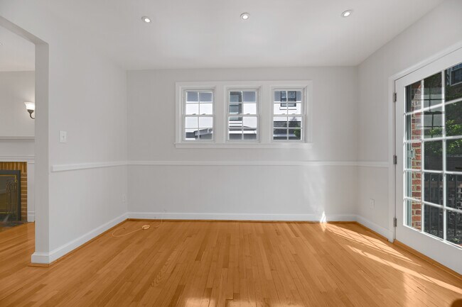 Foto del edificio - 3007 17th St NE