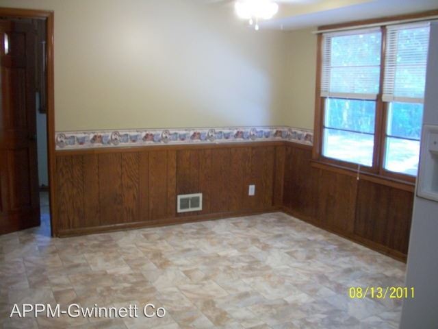 Building Photo - 4 br, 2 bath House - 705 Bethesda School Rd