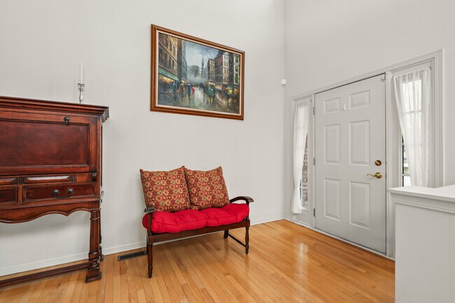 Foto del edificio - 2311 Hazeltime Dr