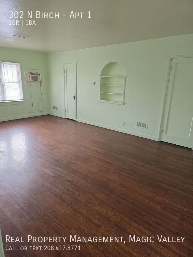 Foto del edificio - 302 N Birch St