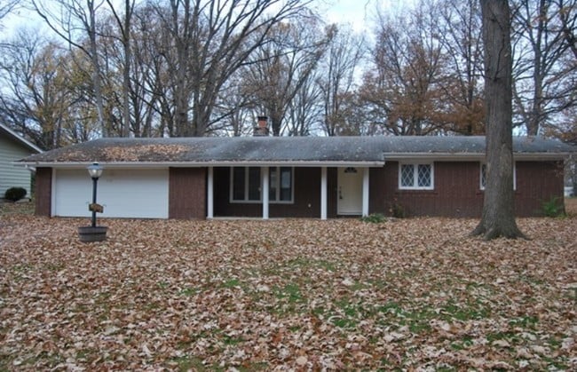 Building Photo - 4131 Victoria Dr