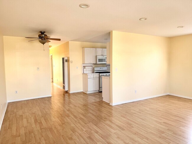 Foto del edificio - 3648-3650 E. Wilton Street Long Beach