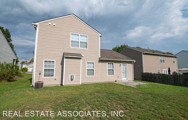 Building Photo - 3 br, 2.5 bath House - 111 Big Leaf Way